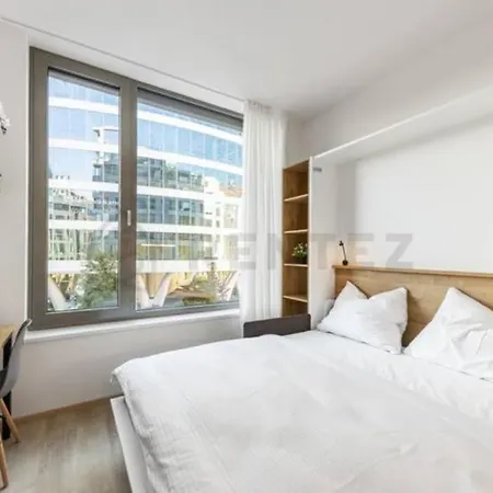 Mymozart Lux شقة *