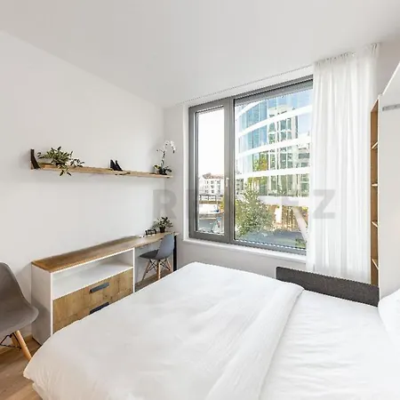 Mymozart Lux